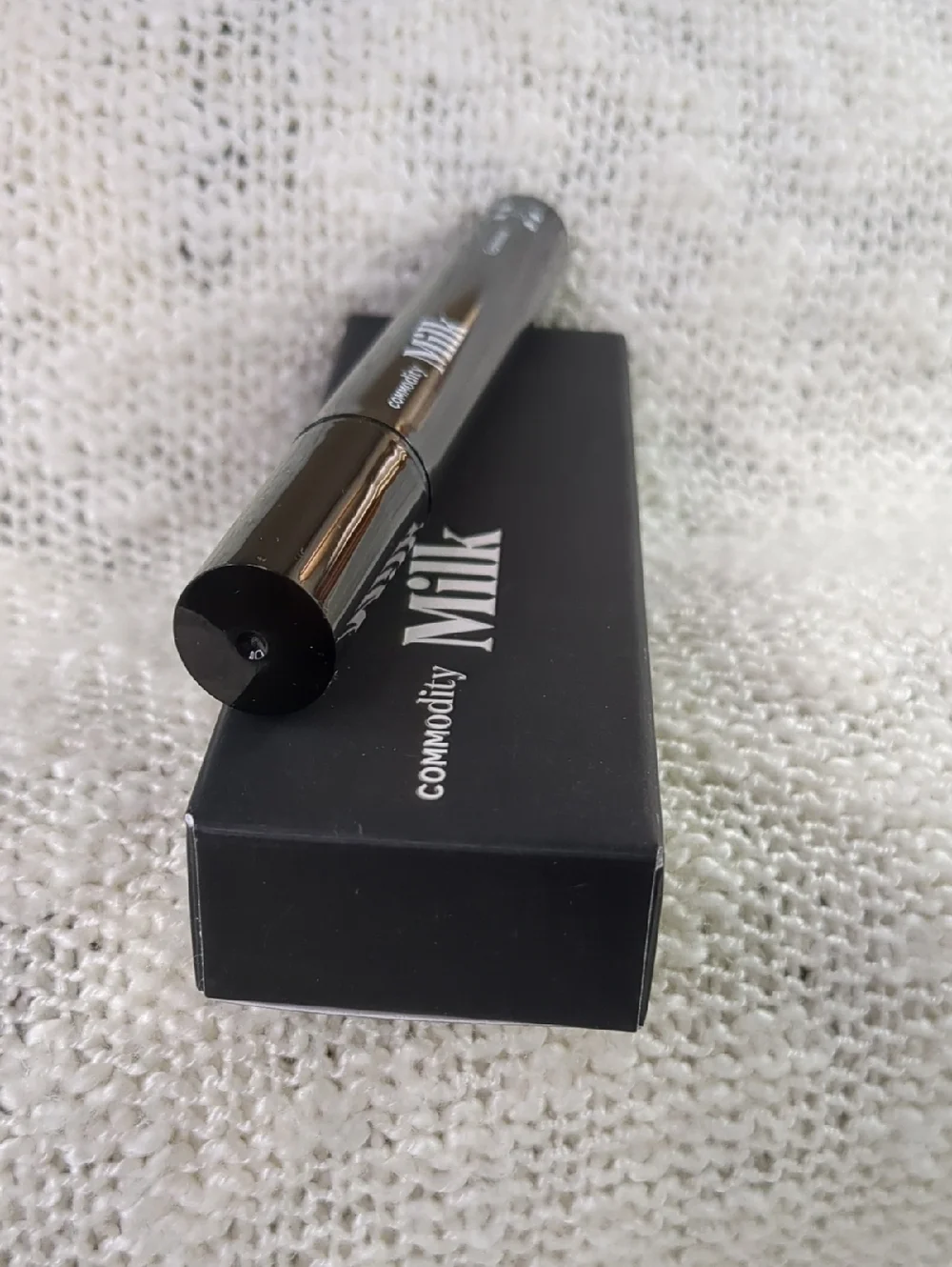 Commodity Milk in Scent Space: Expressive, 7ml/0.23fl oz